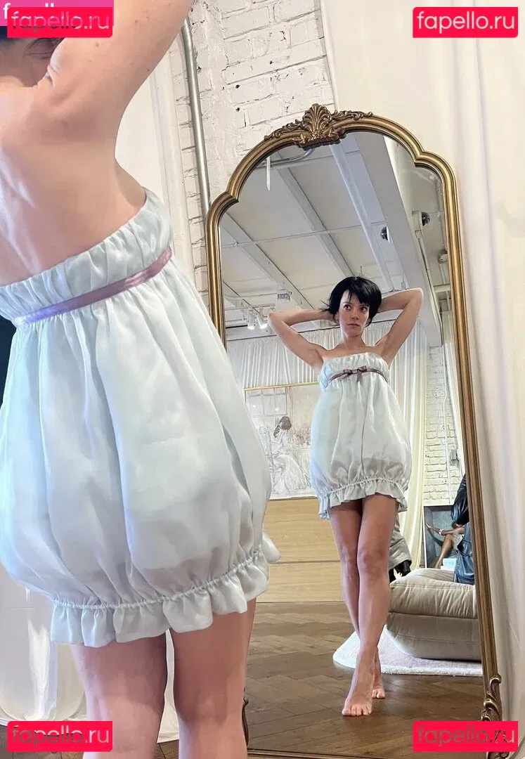 Lily Allen Onlyfans Photo Gallery 