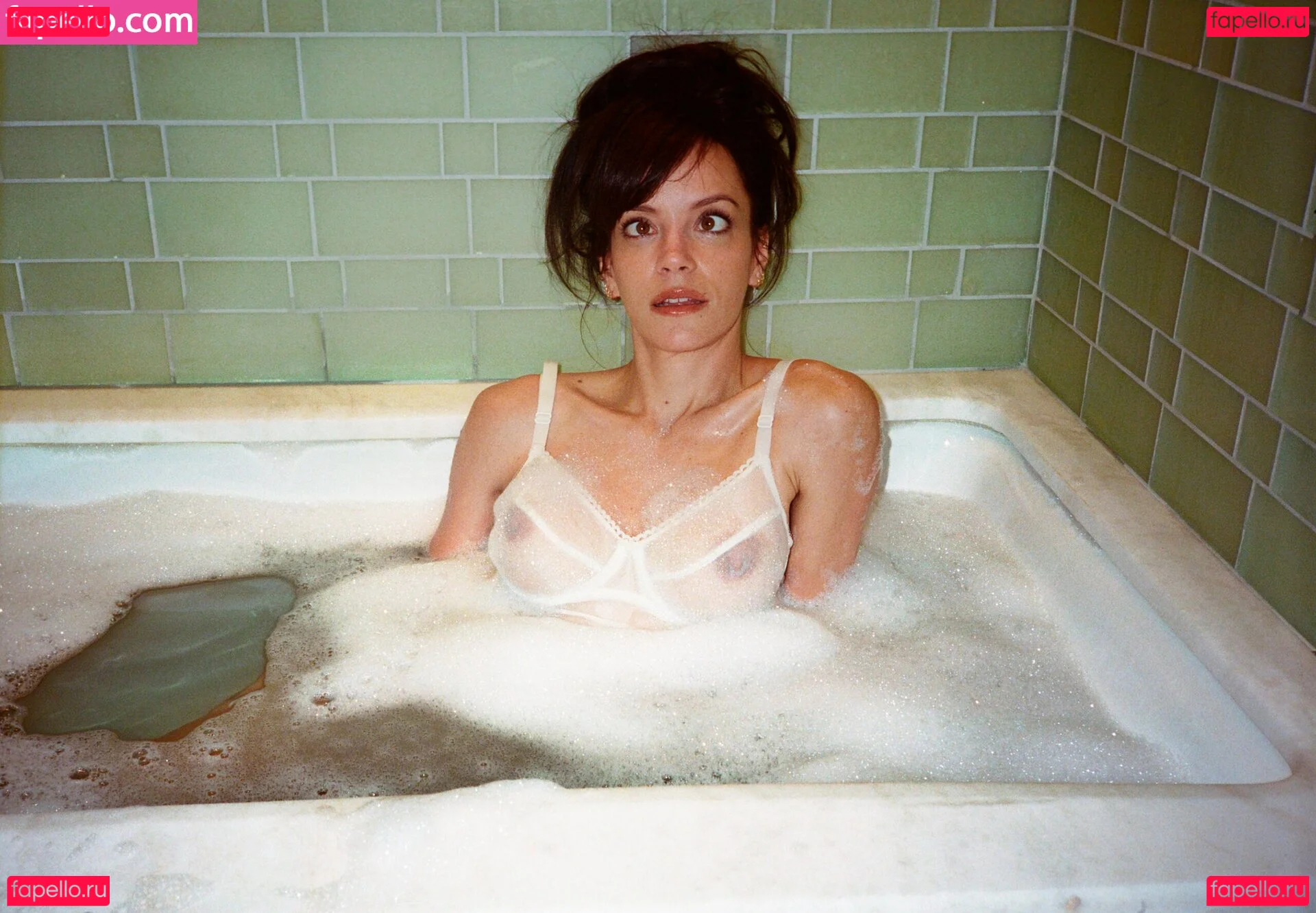 Lily Allen Onlyfans Photo Gallery 