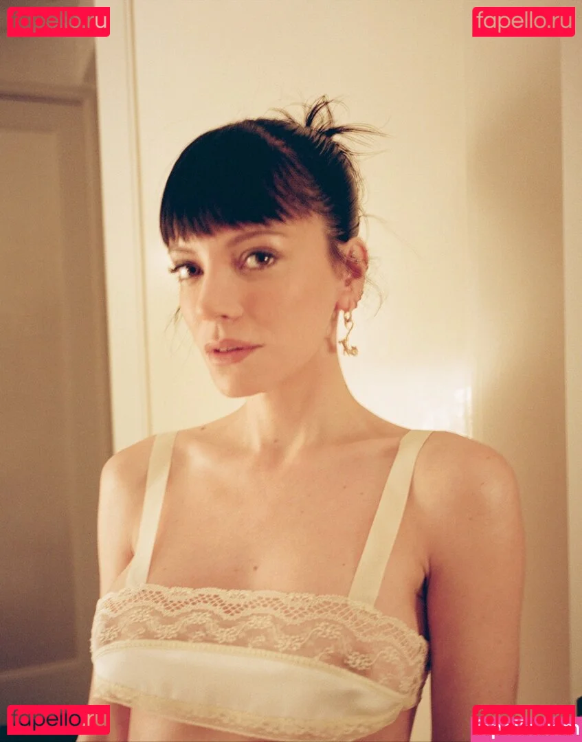 Lily Allen Onlyfans Photo Gallery 