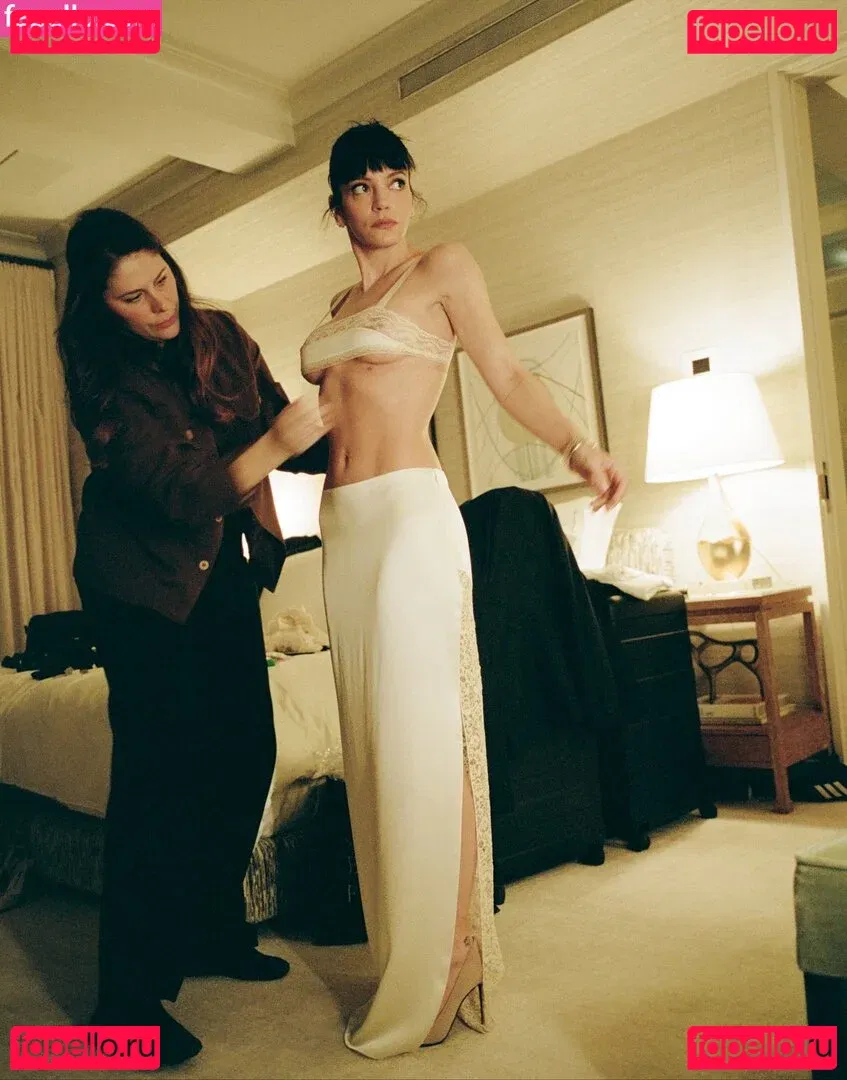 Lily Allen Onlyfans Photo Gallery 