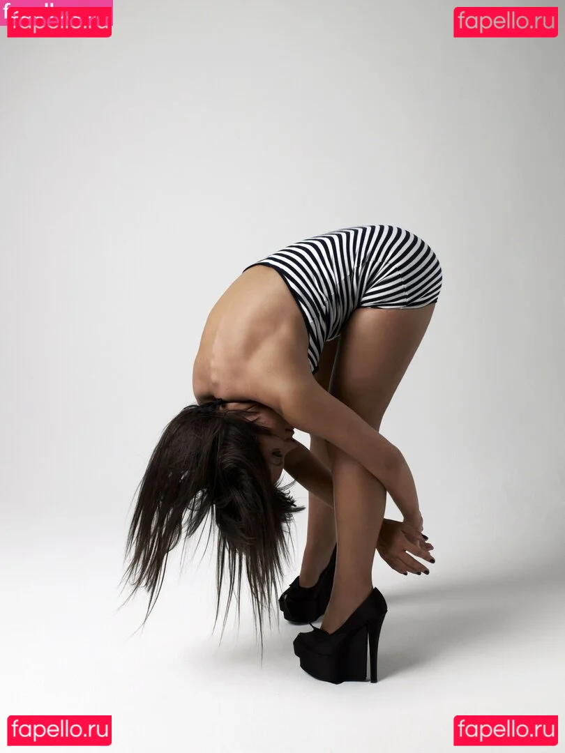 Lily Allen Onlyfans Photo Gallery 