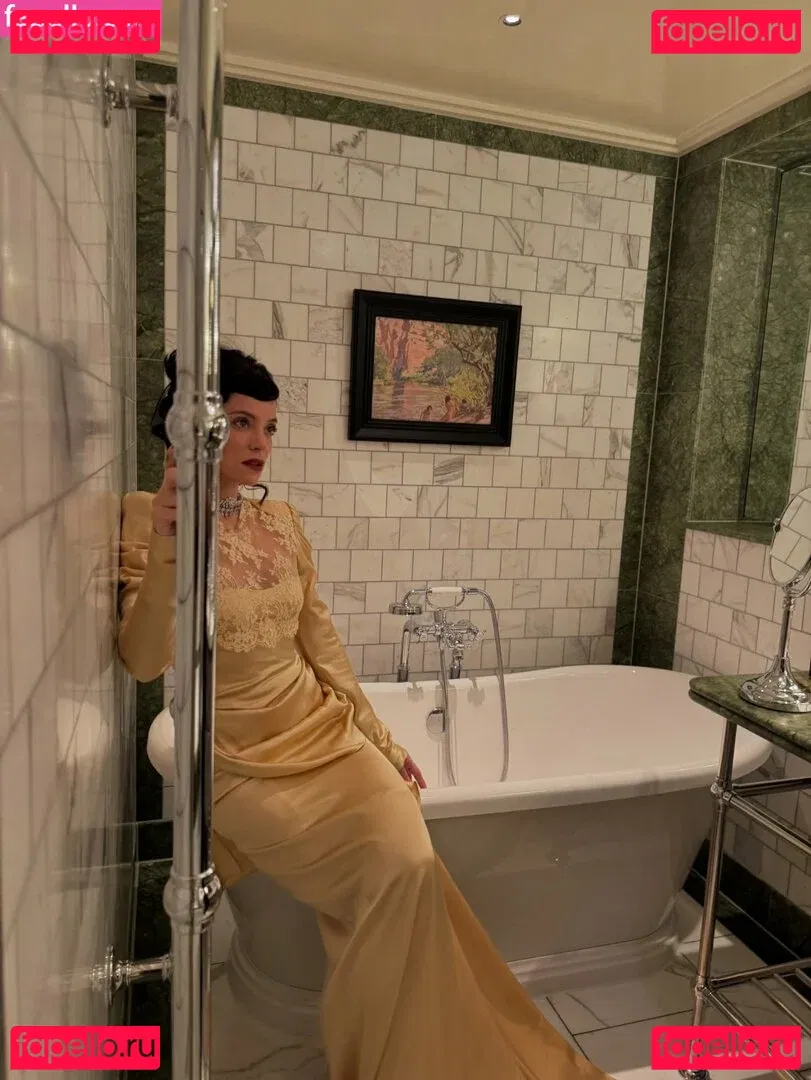 Lily Allen Onlyfans Photo Gallery 