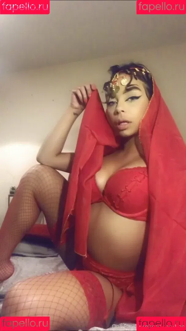 Madison Khan Onlyfans Photo Gallery 