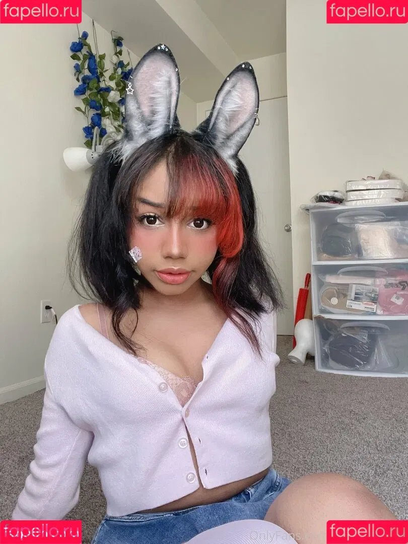 akaneararagi Onlyfans Photo Gallery 