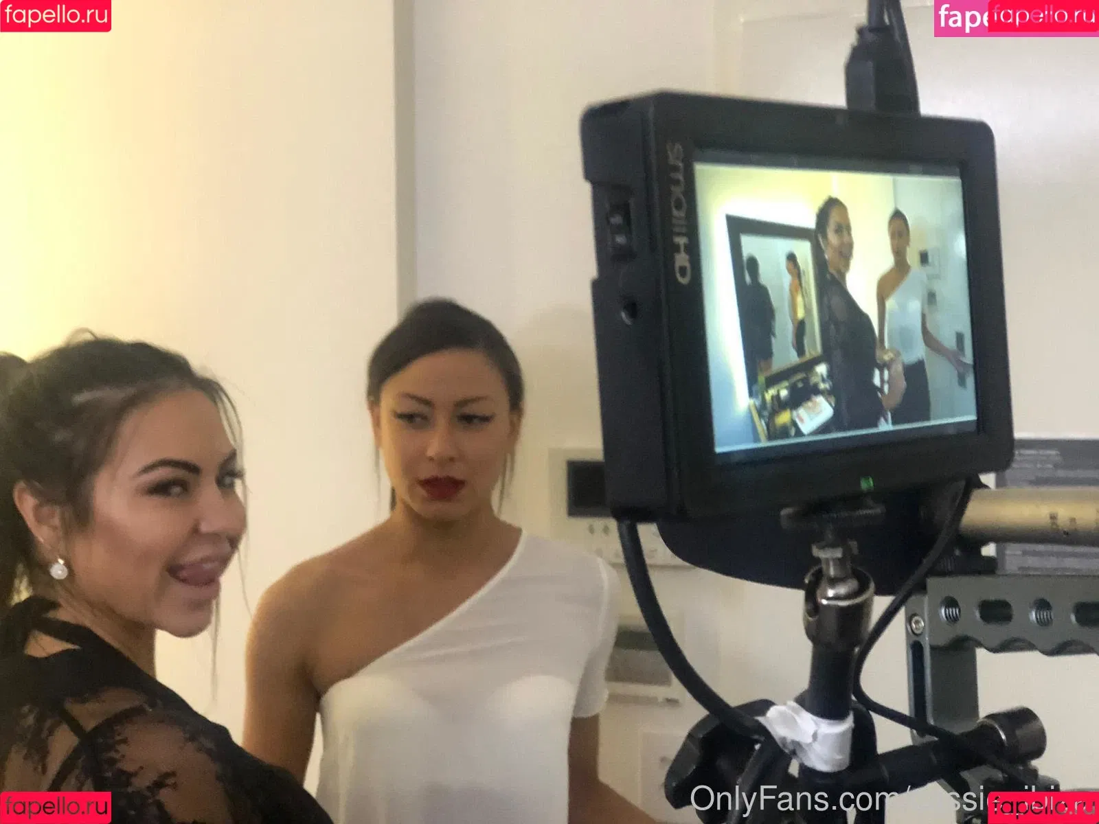 Cassie Del Isla Onlyfans Photo Gallery 