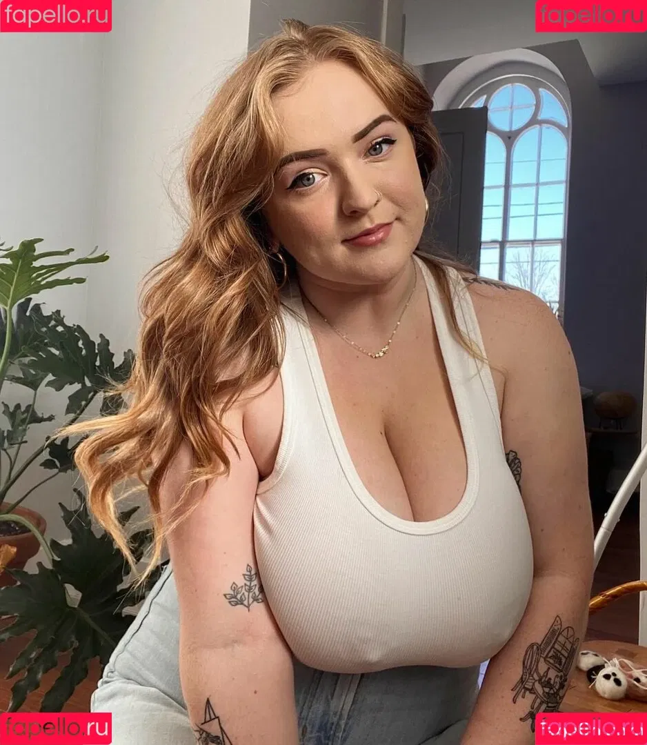 Cayley M Onlyfans Photo Gallery 