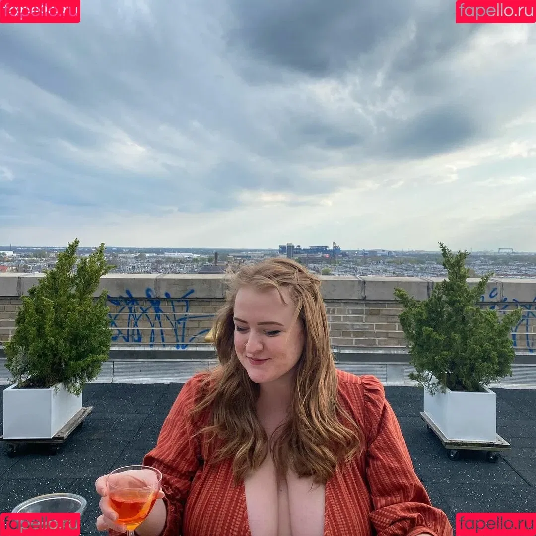 Cayley M Onlyfans Photo Gallery 