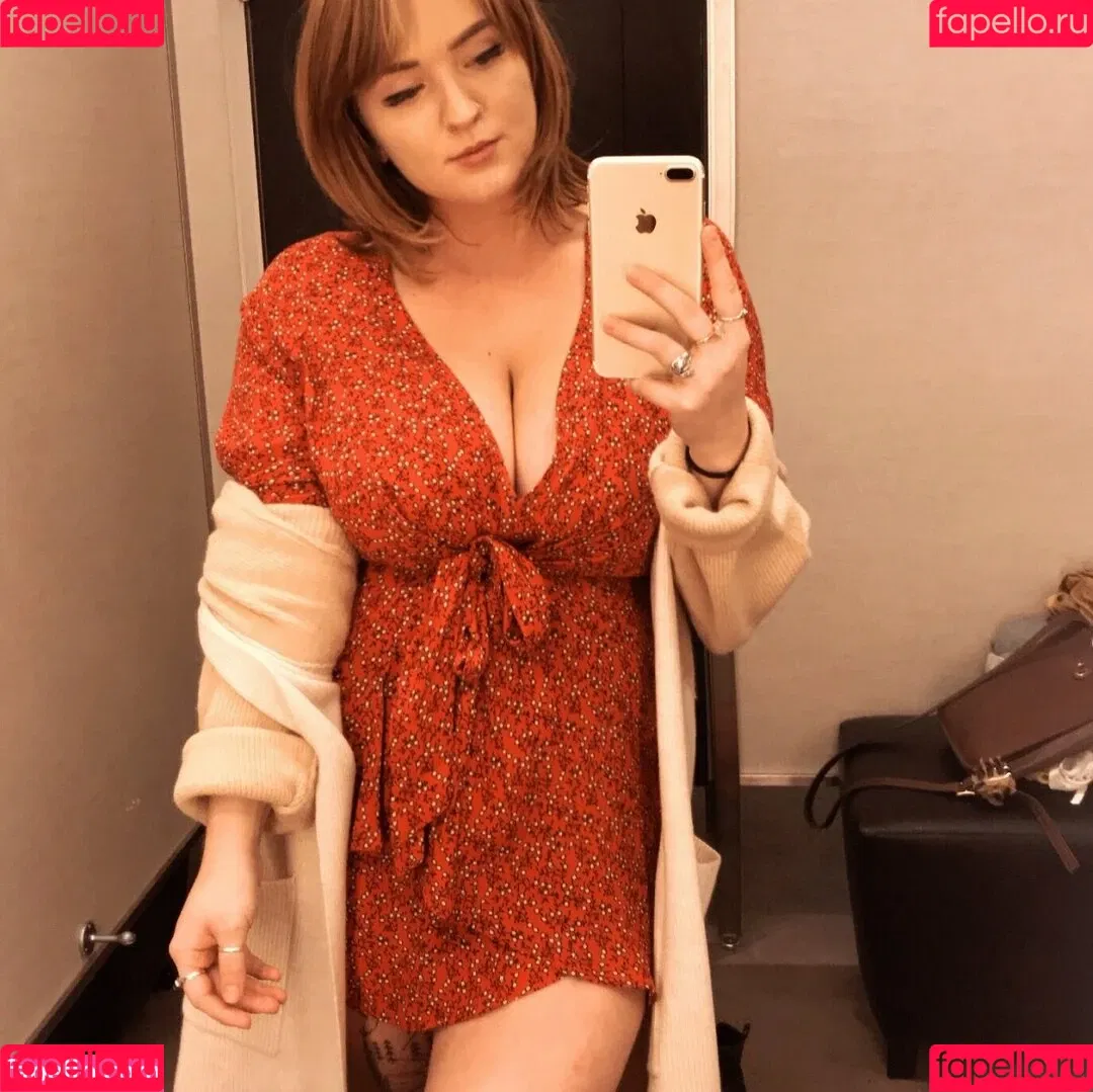 Cayley M Onlyfans Photo Gallery 