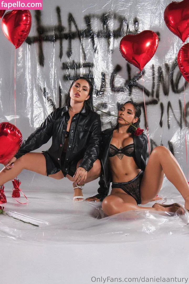 Daniela Antury Onlyfans Photo Gallery 