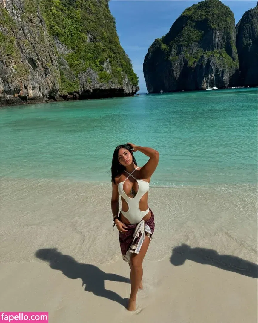 Daniela Antury Onlyfans Photo Gallery 