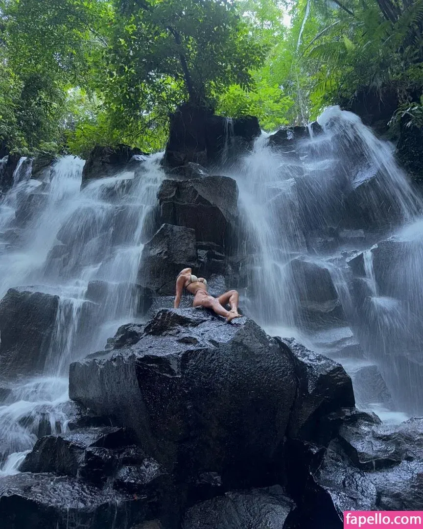 Daniela Antury Onlyfans Photo Gallery 