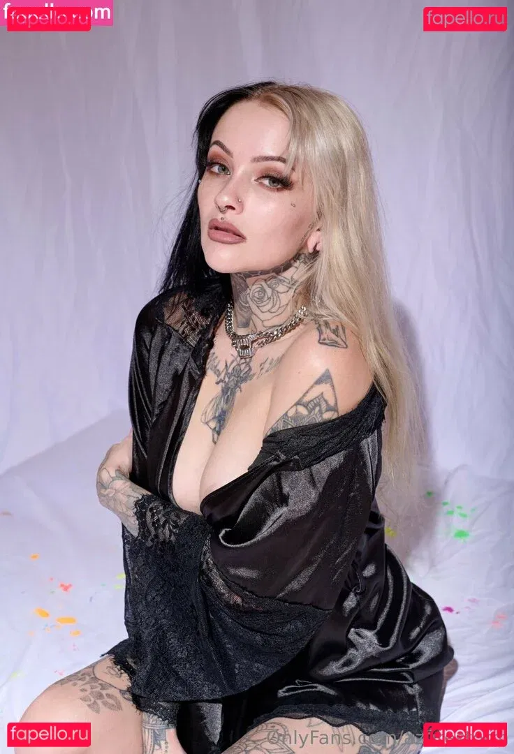 azurestorm Onlyfans Photo Gallery 