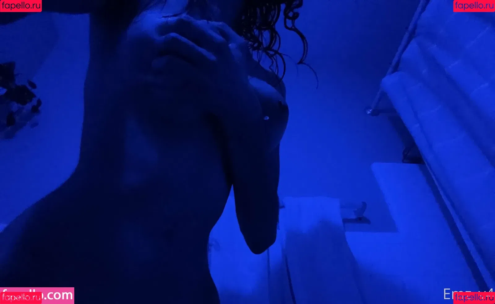 emz_v3 Onlyfans Photo Gallery 