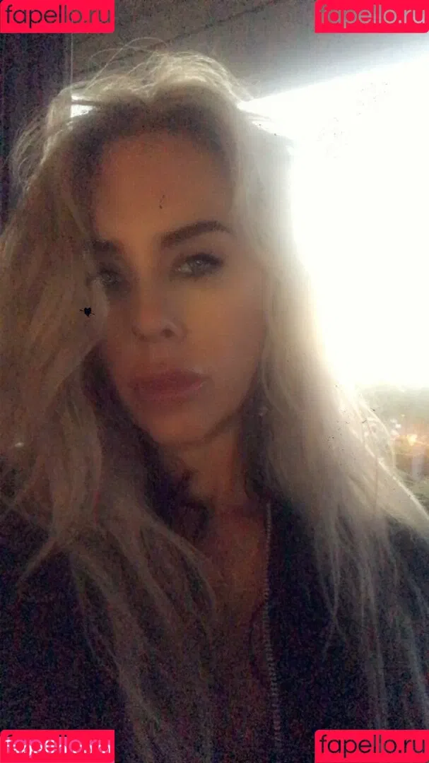 Noa Fox Onlyfans Photo Gallery 