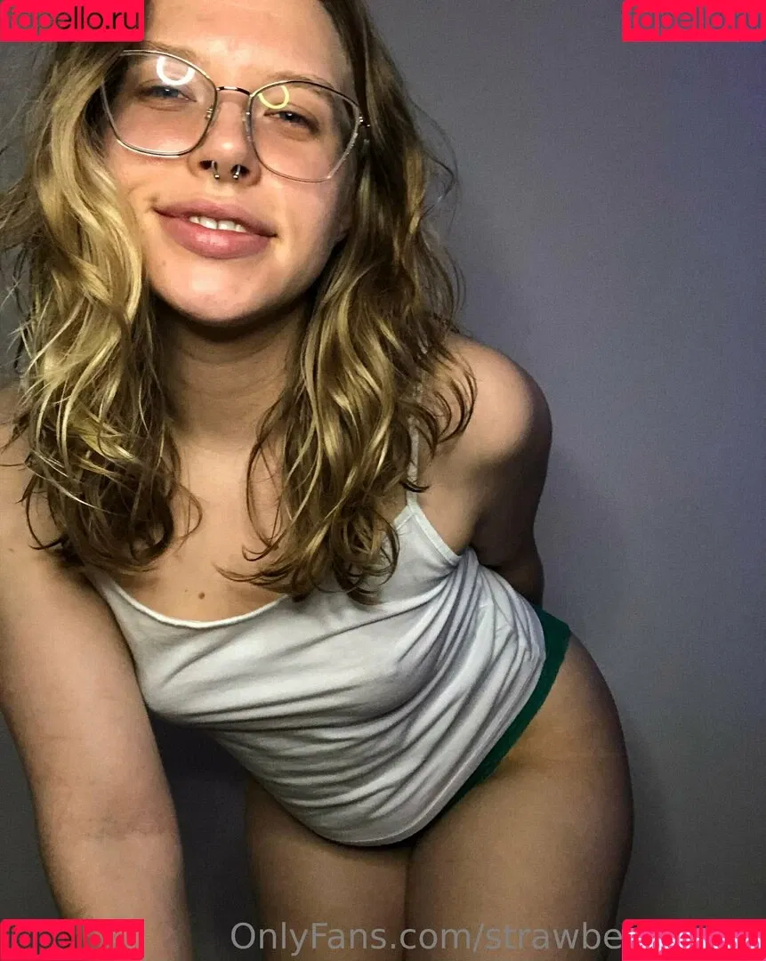 strawberrytootx Onlyfans Photo Gallery 