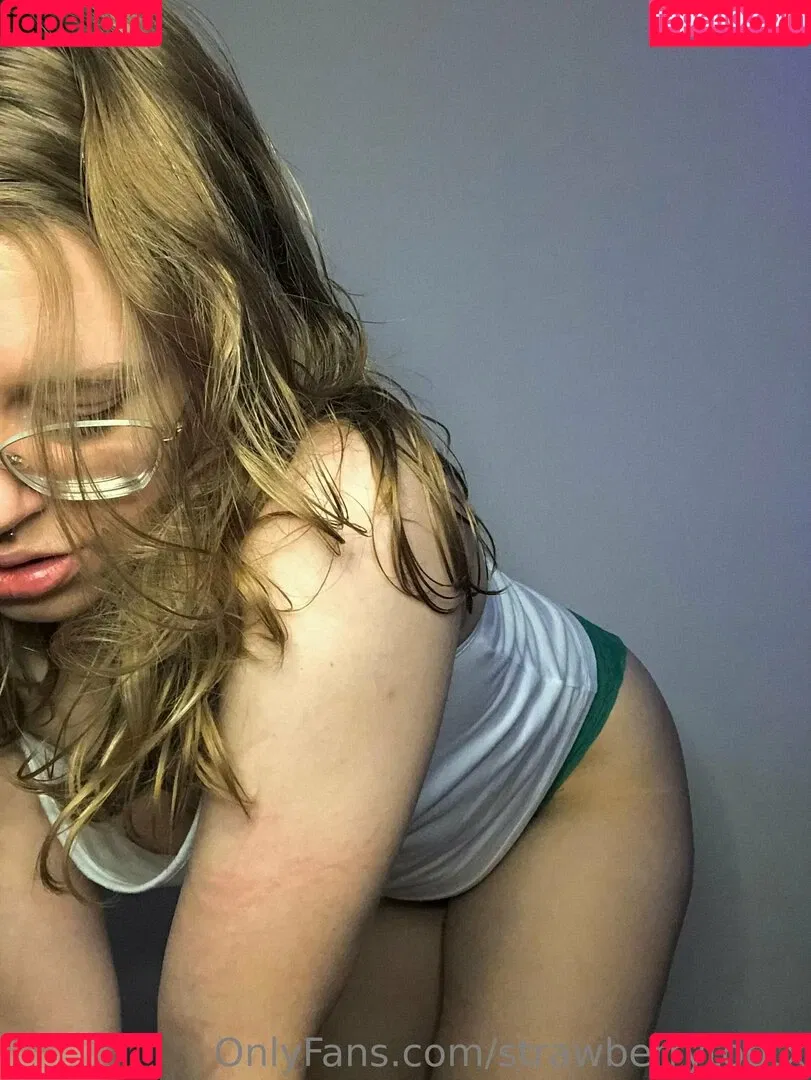 strawberrytootx Onlyfans Photo Gallery 