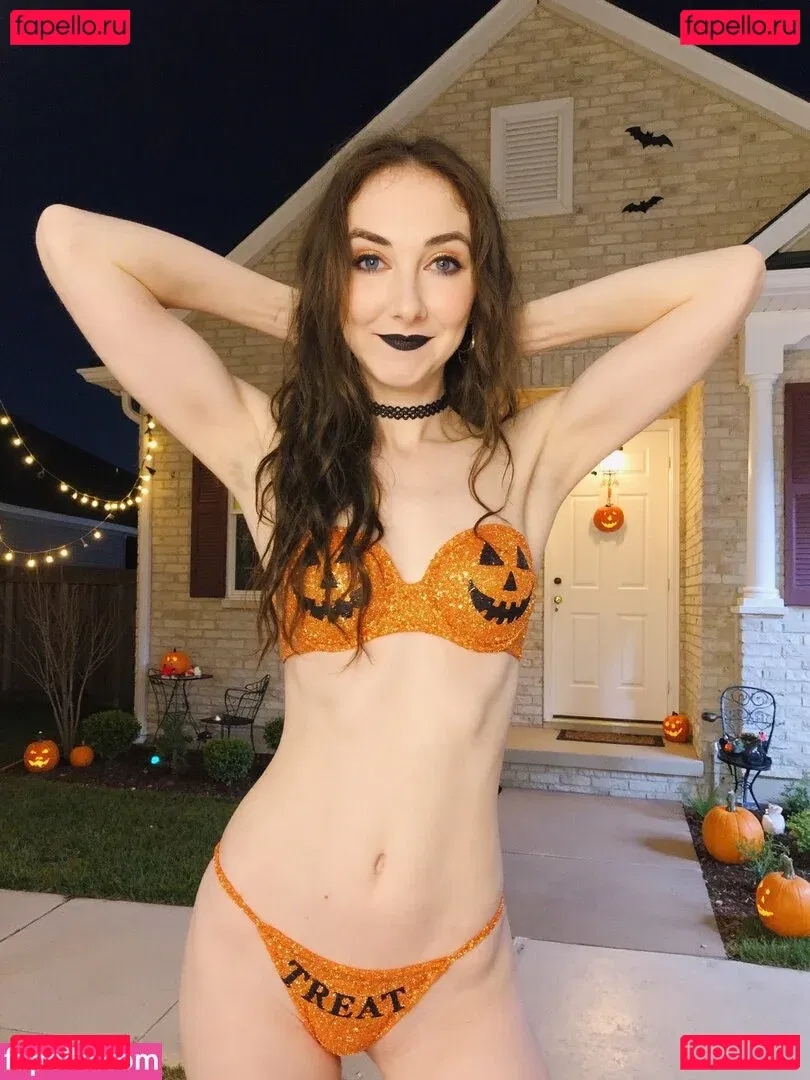 Some ASMRtist Onlyfans Photo Gallery 