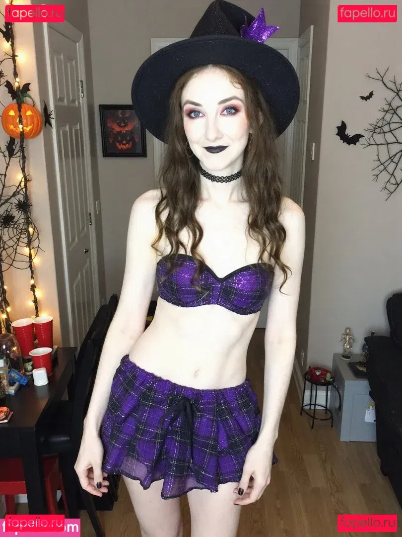 Some ASMRtist Onlyfans Photo Gallery 