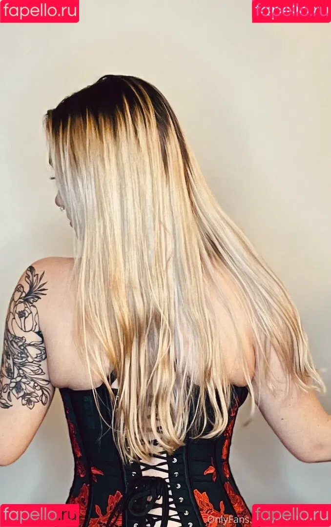 thelilithjane Onlyfans Photo Gallery 