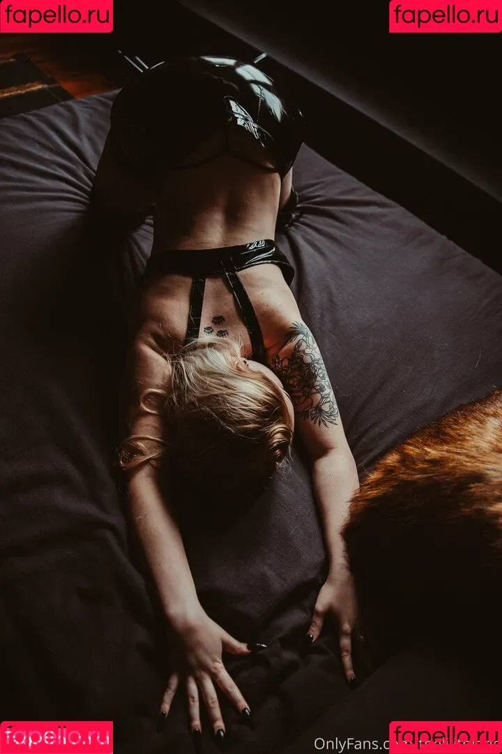 thelilithjane Onlyfans Photo Gallery 