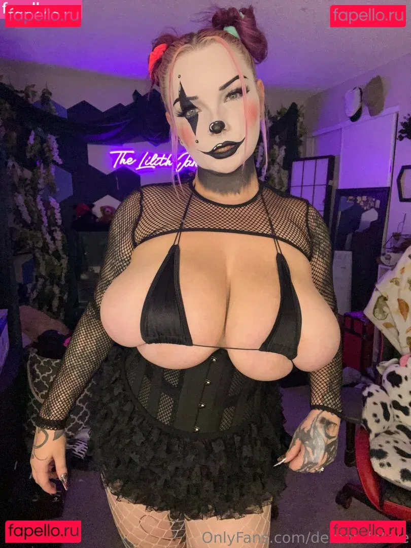 thelilithjane Onlyfans Photo Gallery 