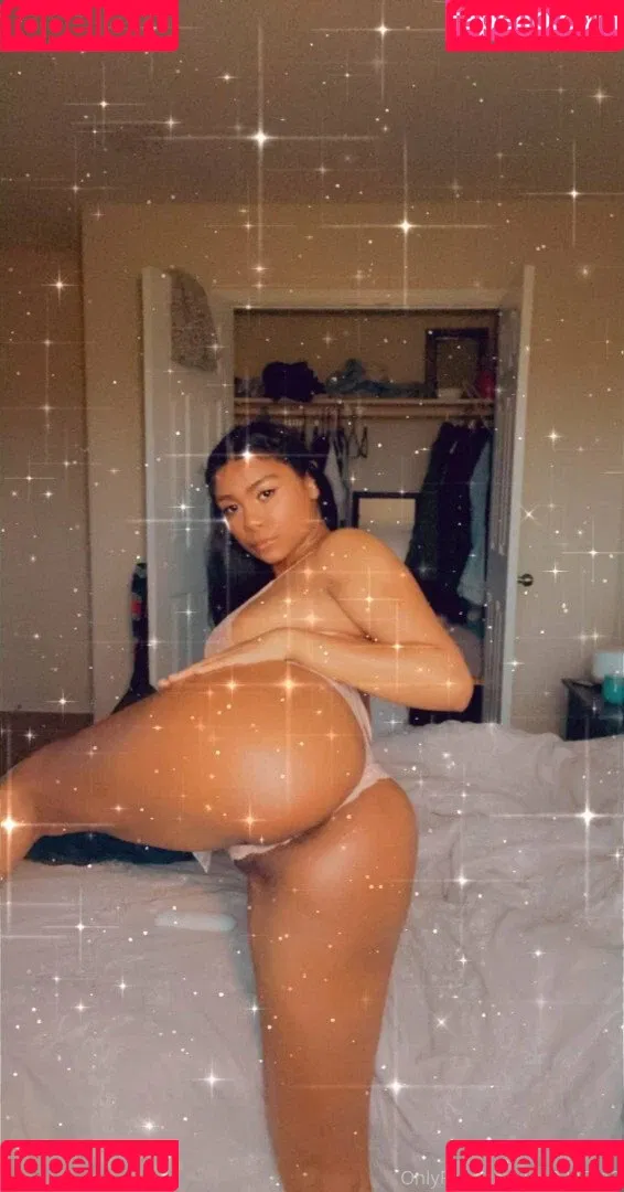 realmarinalina Onlyfans Photo Gallery 