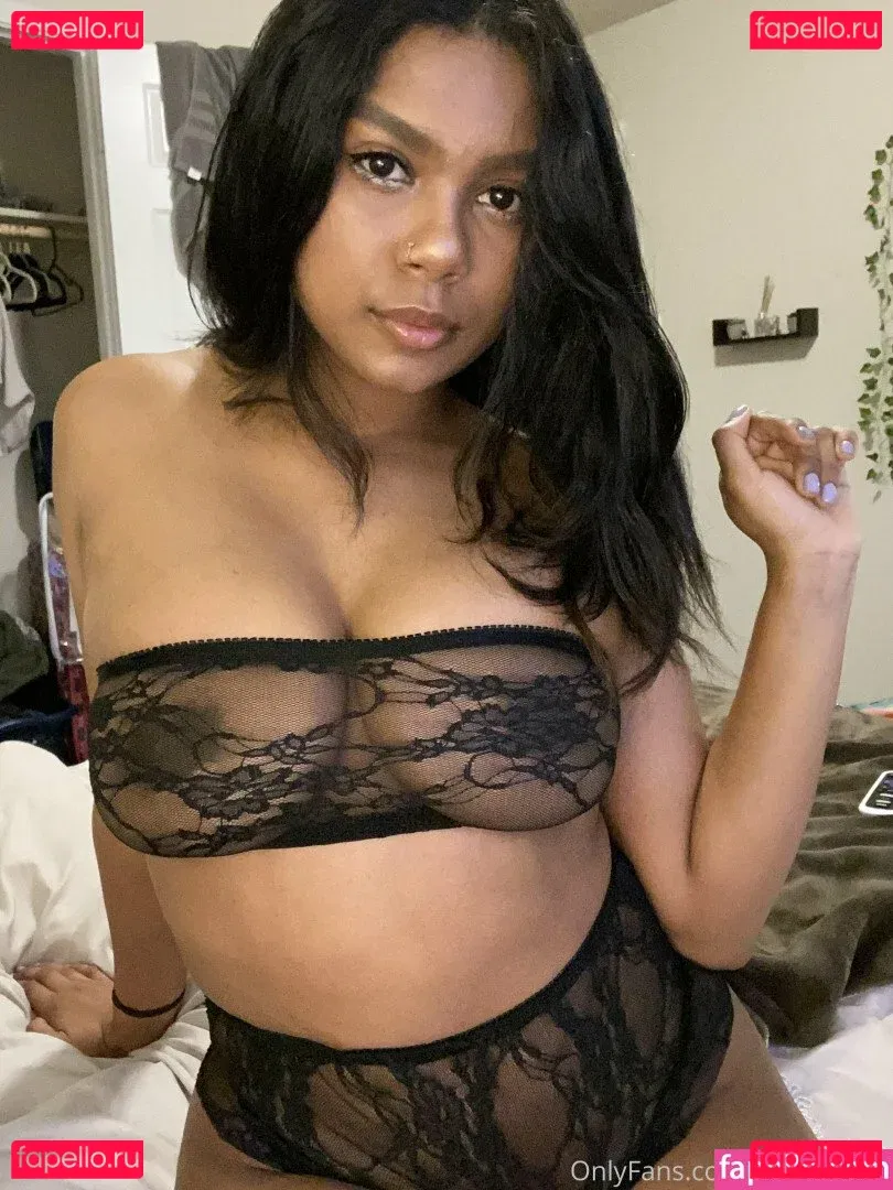 realmarinalina Onlyfans Photo Gallery 