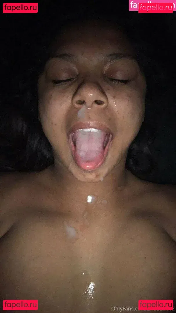 realmarinalina Onlyfans Photo Gallery 