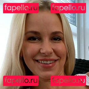 lolamyluv Onlyfans Photo Gallery 