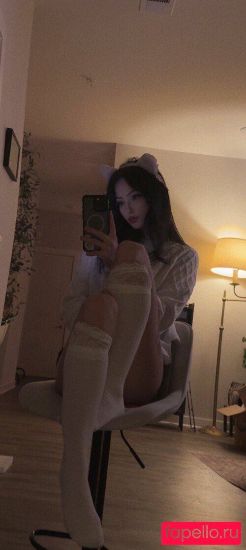 Luna Feet Nude Onlyfans Photo 6