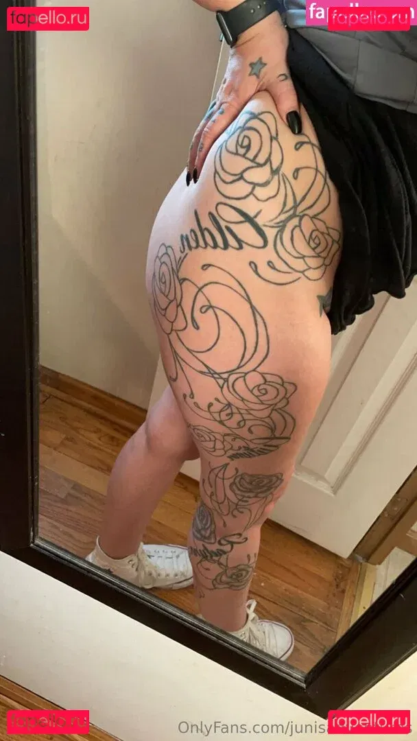 junisadventures Onlyfans Photo Gallery 