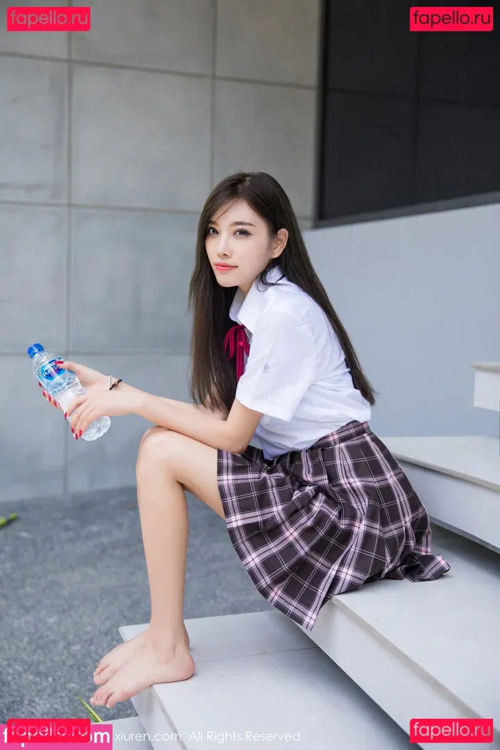 Xoreneeo Onlyfans Photo Gallery 