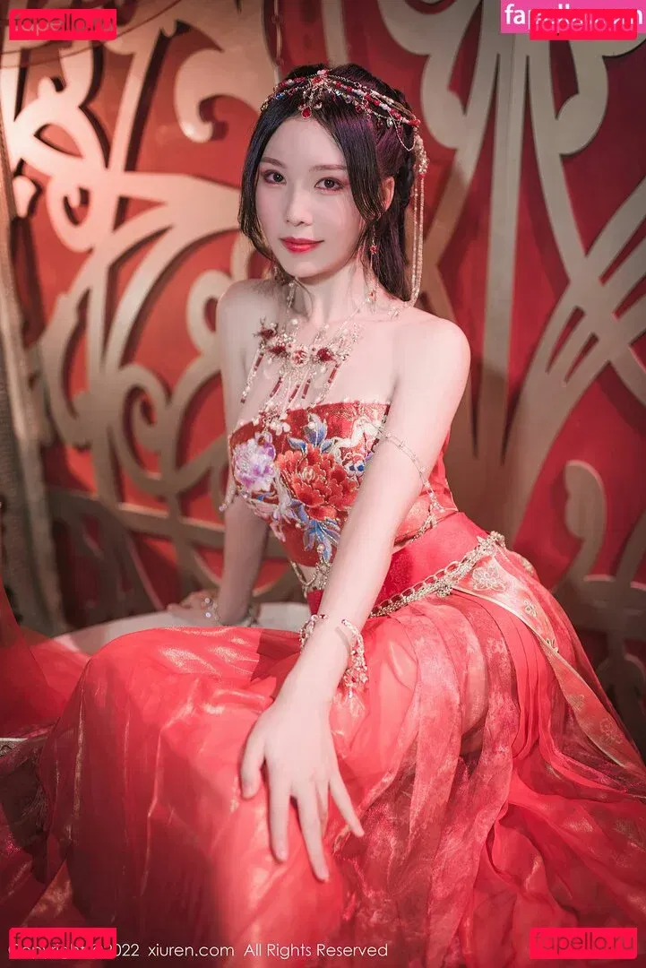 Xoreneeo Onlyfans Photo Gallery 