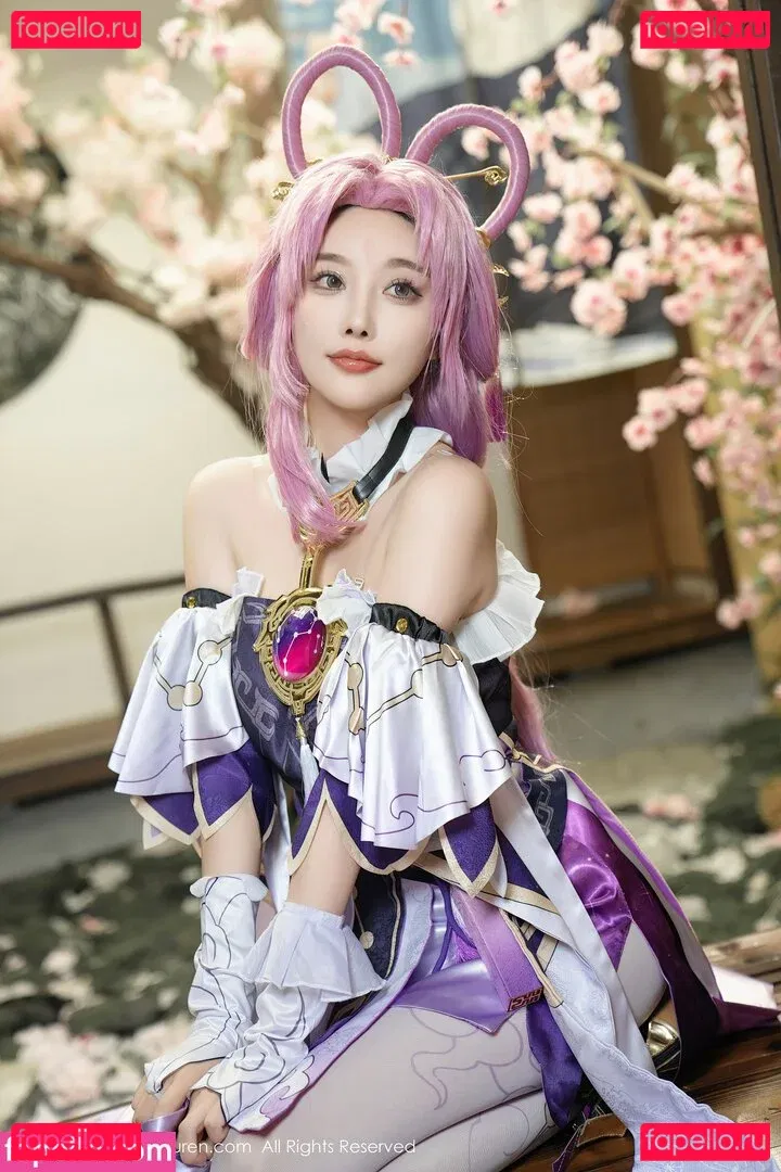 Xoreneeo Onlyfans Photo Gallery 