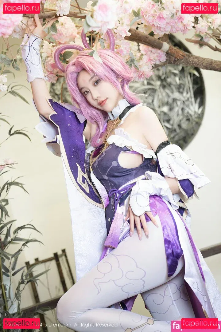 Xoreneeo Onlyfans Photo Gallery 