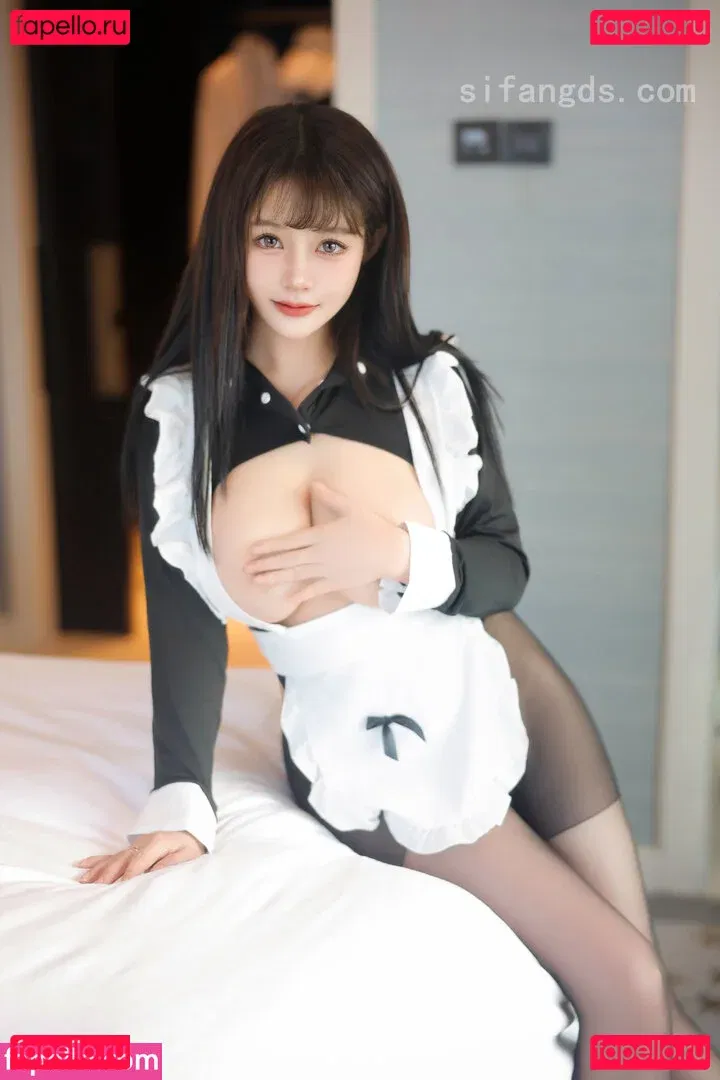 Xoreneeo Onlyfans Photo Gallery 