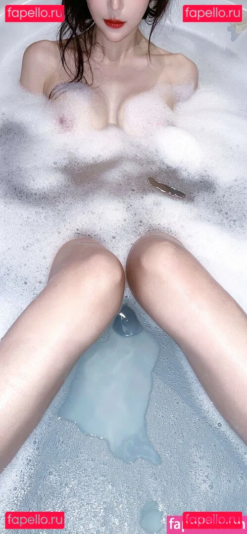 Xoreneeo Onlyfans Photo Gallery 