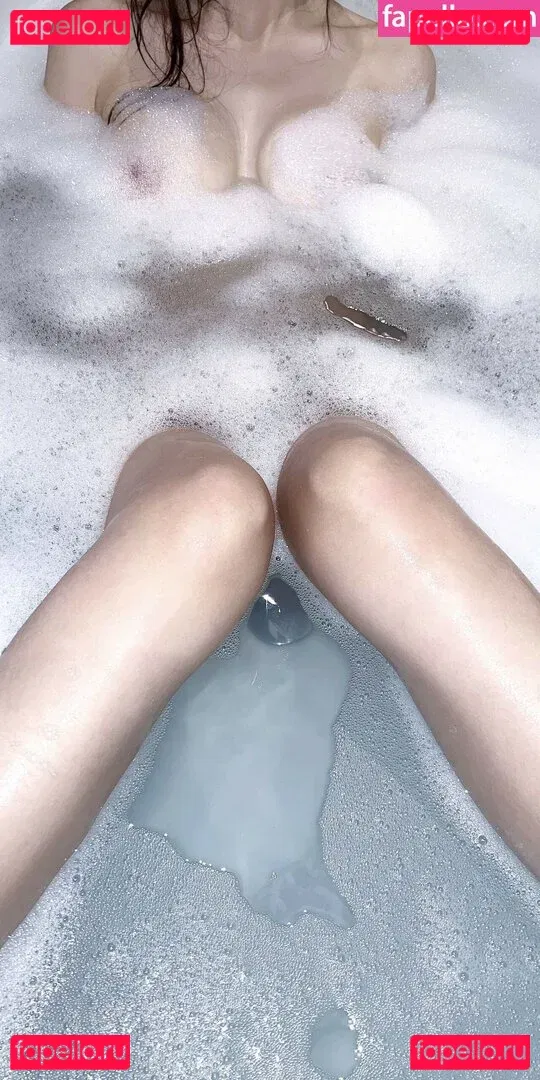 Xoreneeo Onlyfans Photo Gallery 