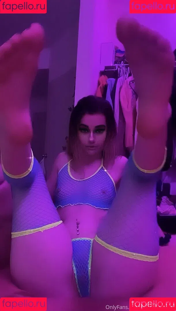 kenziemark Onlyfans Photo Gallery 