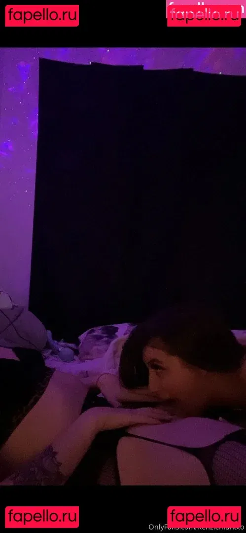 kenziemark Onlyfans Photo Gallery 