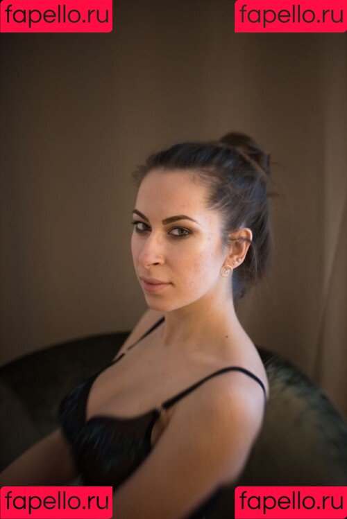 Olesia Levana Onlyfans Photo Gallery 