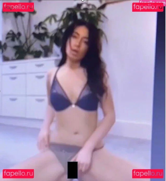 littlebitsoflottie Onlyfans Photo Gallery 