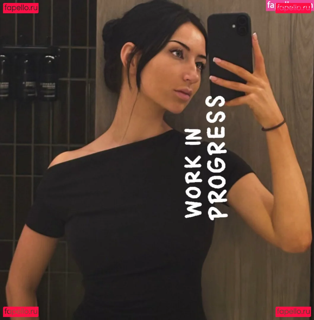 littlebitsoflottie Onlyfans Photo Gallery 