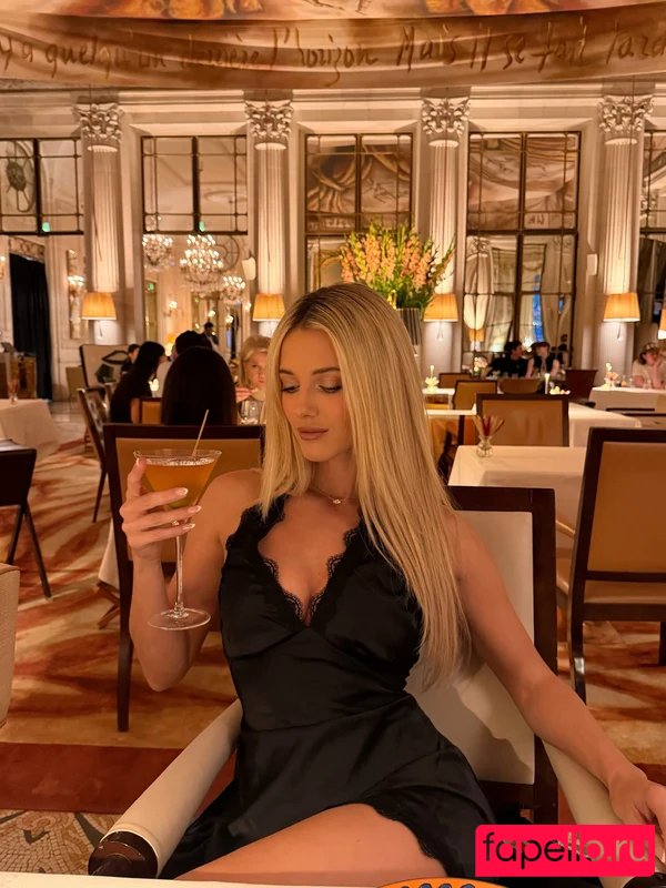 Lindsay Brewer Nude Onlyfans Photo 10