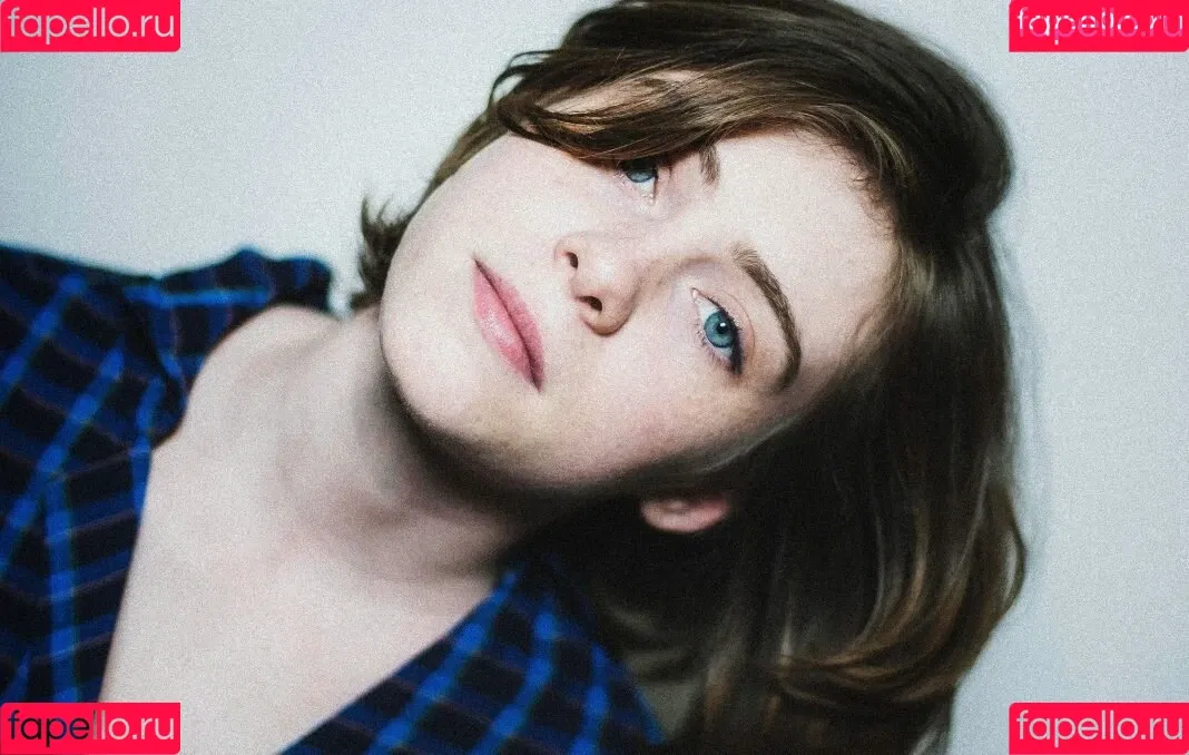 Sophia Lillis Onlyfans Photo Gallery 
