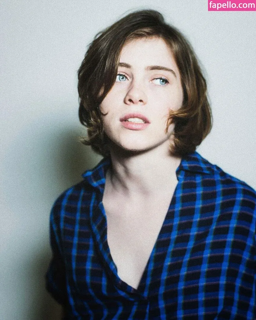 Sophia Lillis Onlyfans Photo Gallery 