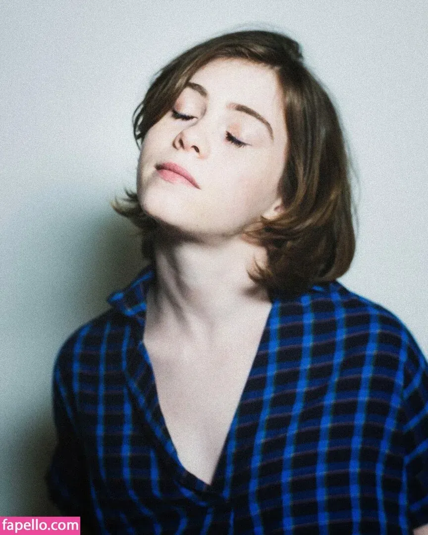 Sophia Lillis Onlyfans Photo Gallery 