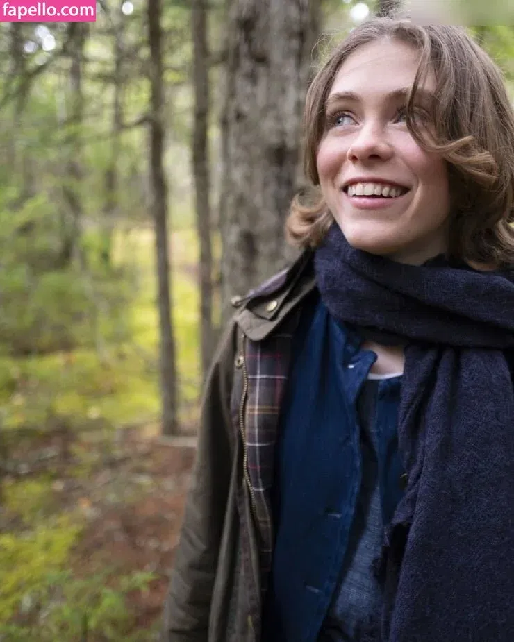 Sophia Lillis Onlyfans Photo Gallery 