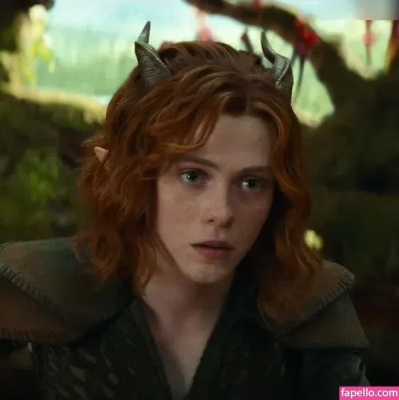 Sophia Lillis Onlyfans Photo Gallery 