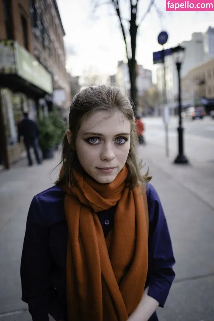 Sophia Lillis Onlyfans Photo Gallery 